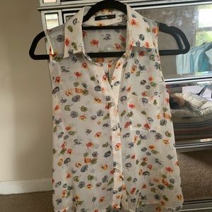 Button up sleeveless shirt